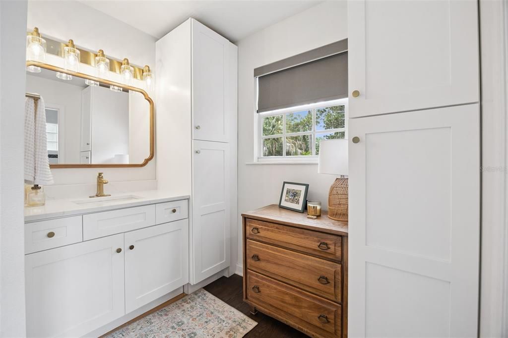 For Sale: $799,000 (3 beds, 2 baths, 1837 Square Feet)