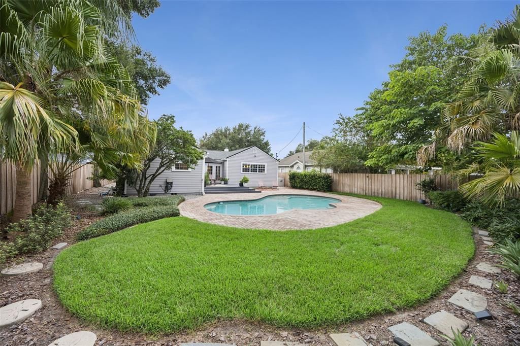 For Sale: $799,000 (3 beds, 2 baths, 1837 Square Feet)