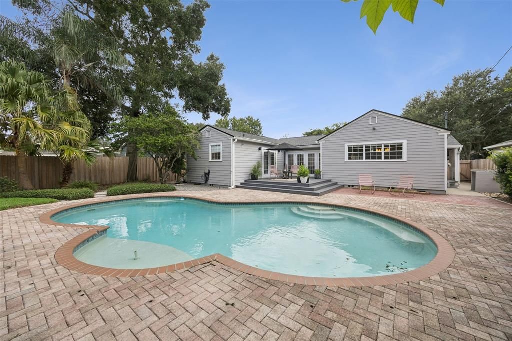 For Sale: $799,000 (3 beds, 2 baths, 1837 Square Feet)