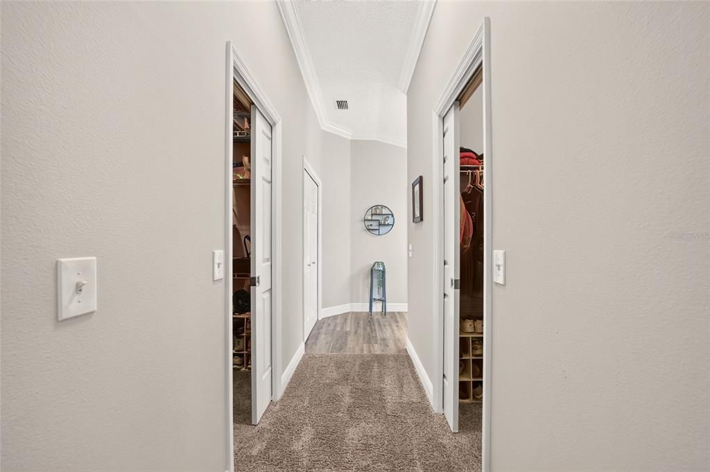 For Sale: $450,000 (3 beds, 2 baths, 1915 Square Feet)