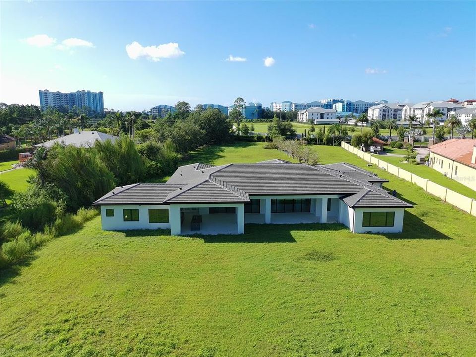 For Sale: $3,150,000 (4 beds, 6 baths, 5174 Square Feet)