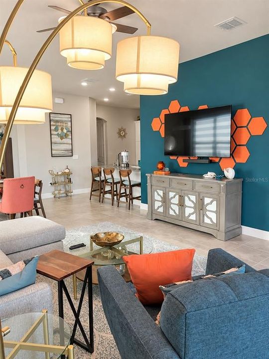 For Rent: $2,300 (2 beds, 2 baths, 1510 Square Feet)