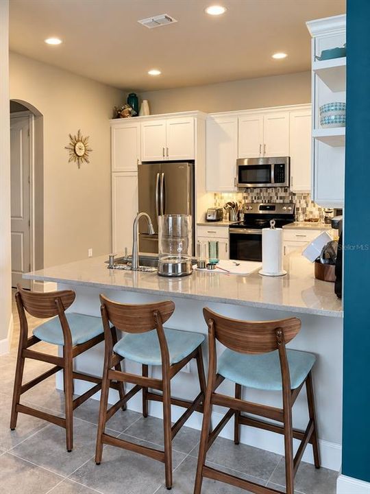 For Rent: $2,300 (2 beds, 2 baths, 1510 Square Feet)
