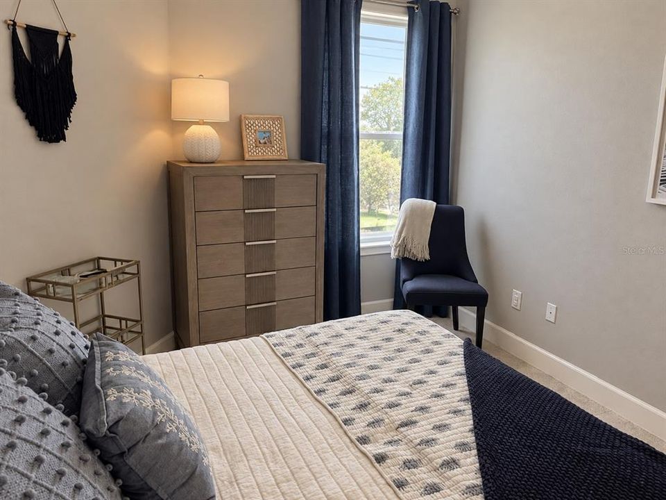 For Rent: $2,300 (2 beds, 2 baths, 1510 Square Feet)