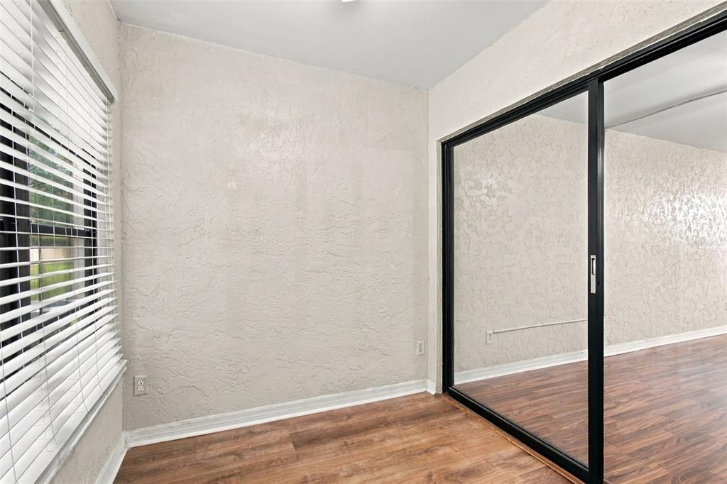 For Rent: $1,600 (1 beds, 1 baths, 624 Square Feet)