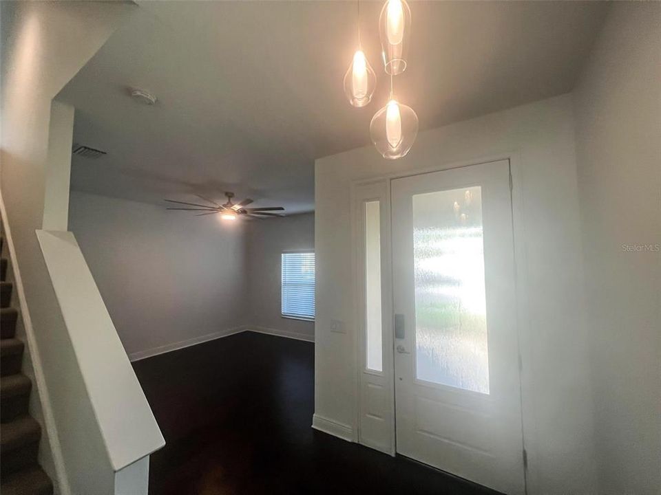 For Rent: $4,295 (3 beds, 3 baths, 2988 Square Feet)