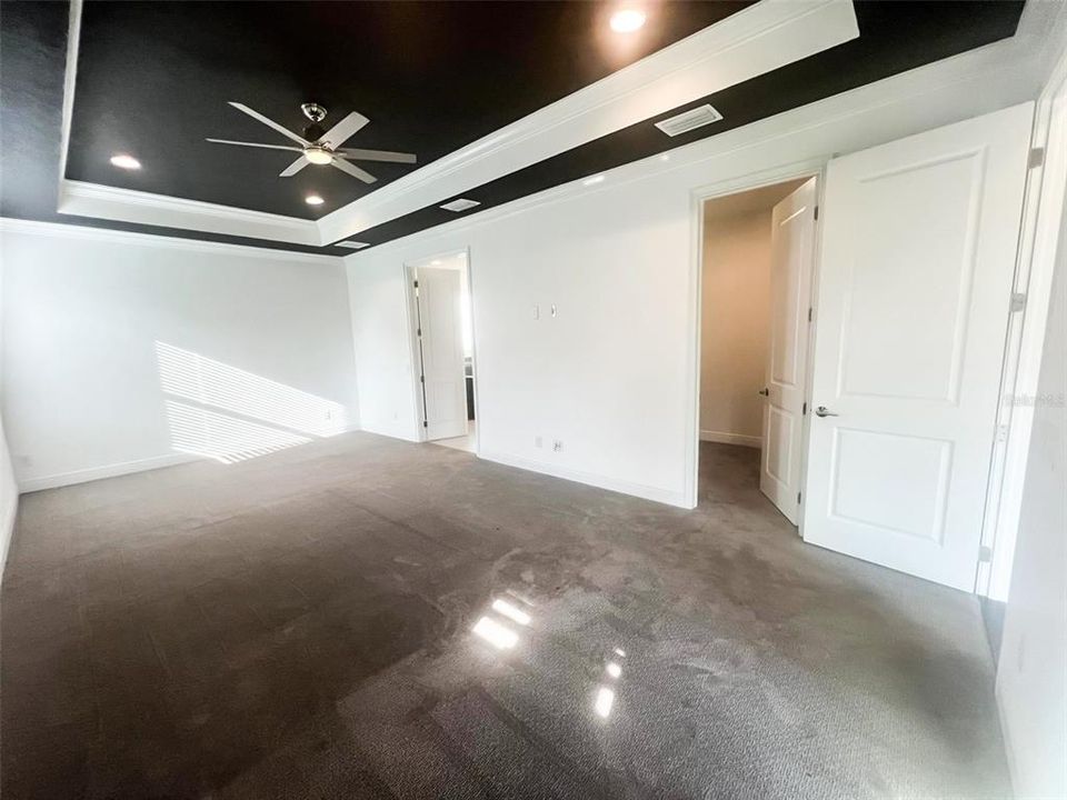 For Rent: $4,295 (3 beds, 3 baths, 2988 Square Feet)