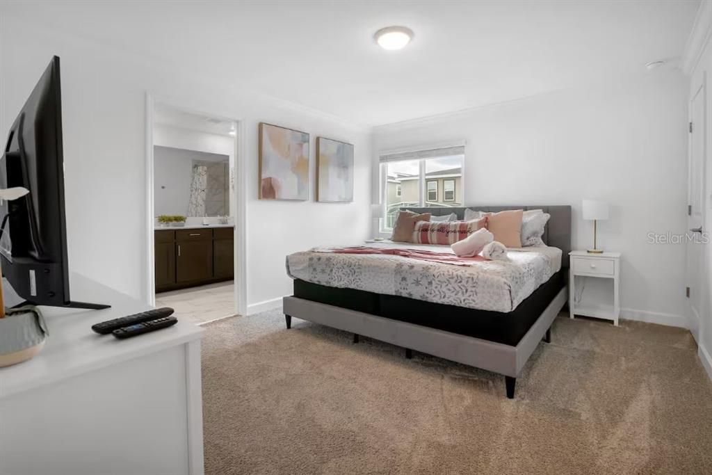 En Venta: $447,000 (5 camas, 4 baños, 2167 Pies cuadrados)