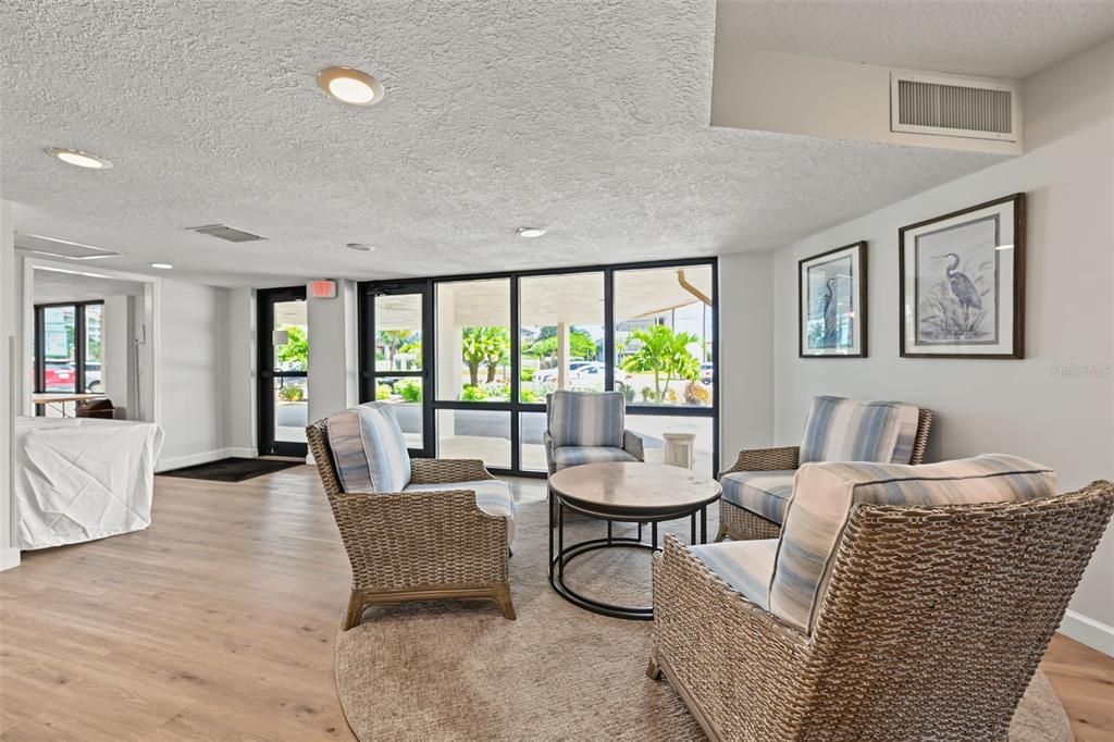 For Rent: $4,000 (2 beds, 2 baths, 1103 Square Feet)