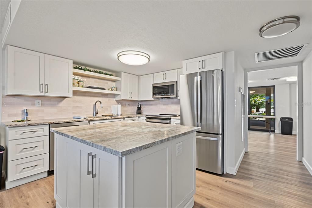 For Rent: $4,000 (2 beds, 2 baths, 1103 Square Feet)