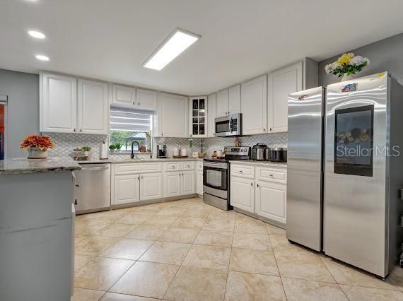 For Sale: $614,900 (4 beds, 3 baths, 2492 Square Feet)