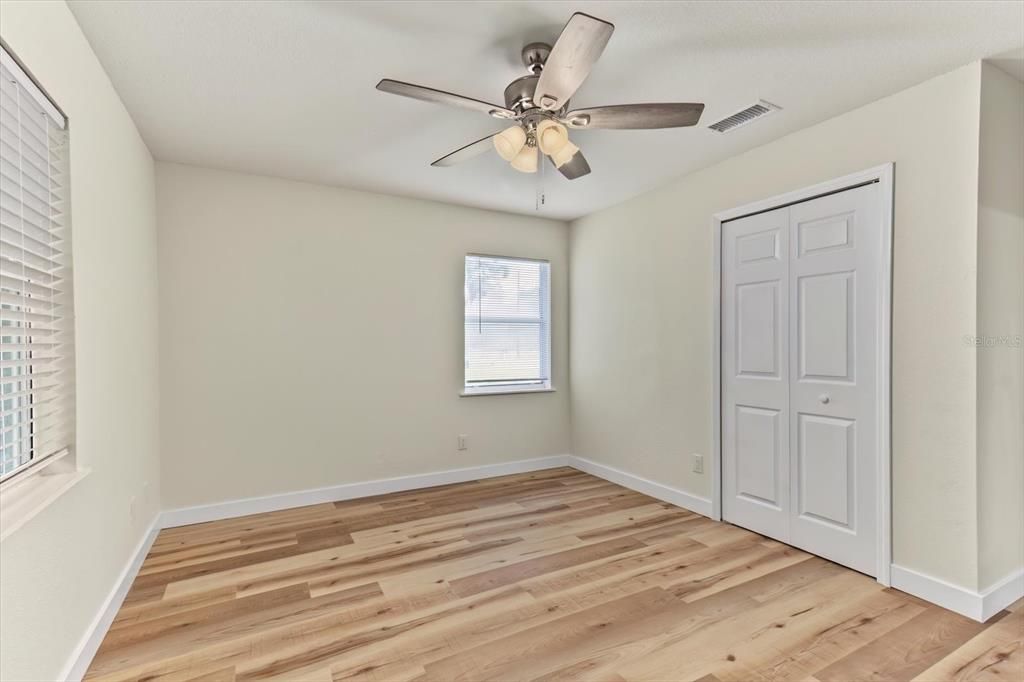 For Sale: $265,000 (2 beds, 2 baths, 1016 Square Feet)