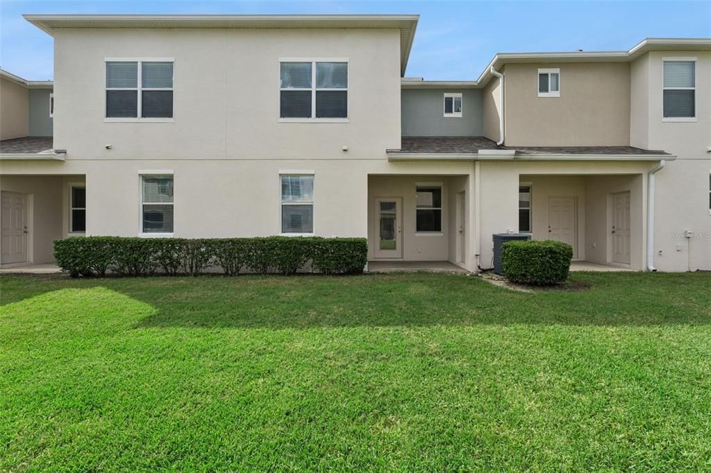 En Venta: $359,900 (3 camas, 2 baños, 1956 Pies cuadrados)