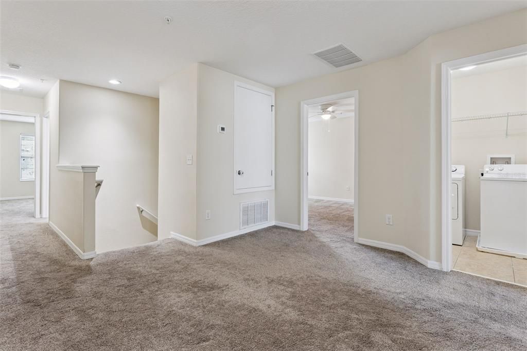 En Venta: $359,900 (3 camas, 2 baños, 1956 Pies cuadrados)