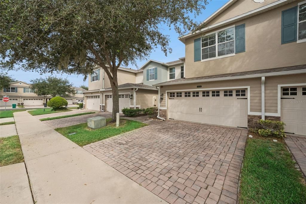 En Venta: $359,900 (3 camas, 2 baños, 1956 Pies cuadrados)