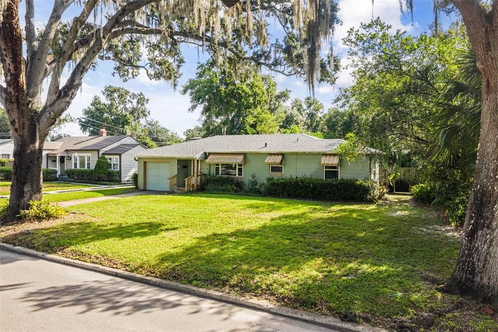 For Sale: $425,000 (0.19 acres)
