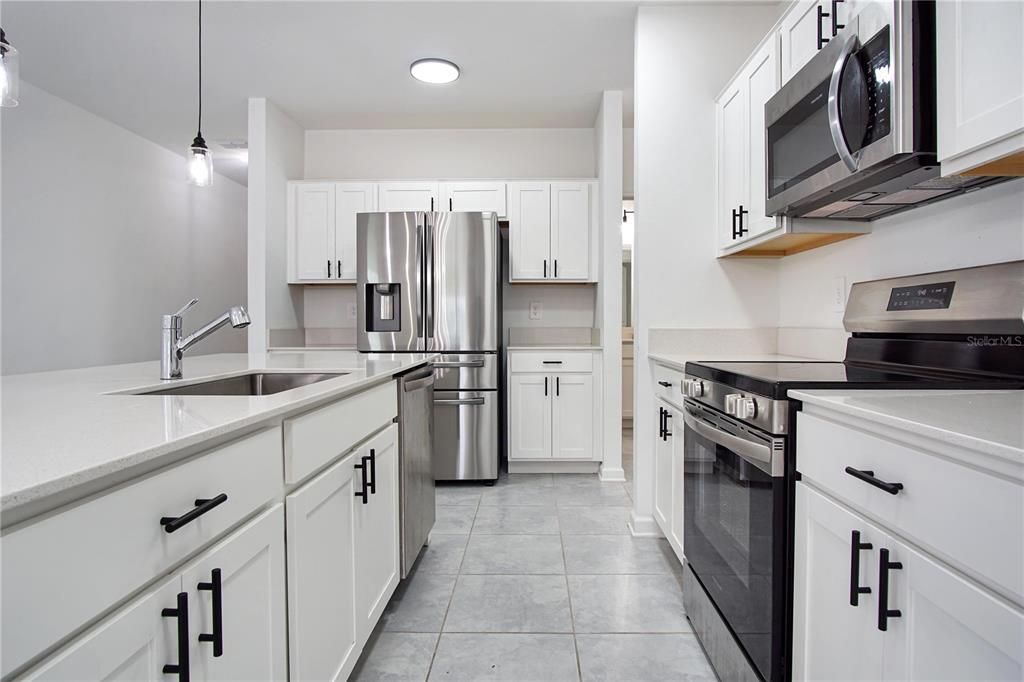 For Rent: $1,795 (3 beds, 2 baths, 1432 Square Feet)