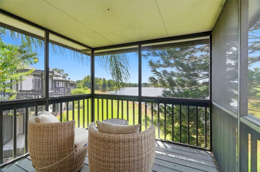 For Sale: $255,000 (2 beds, 2 baths, 1120 Square Feet)