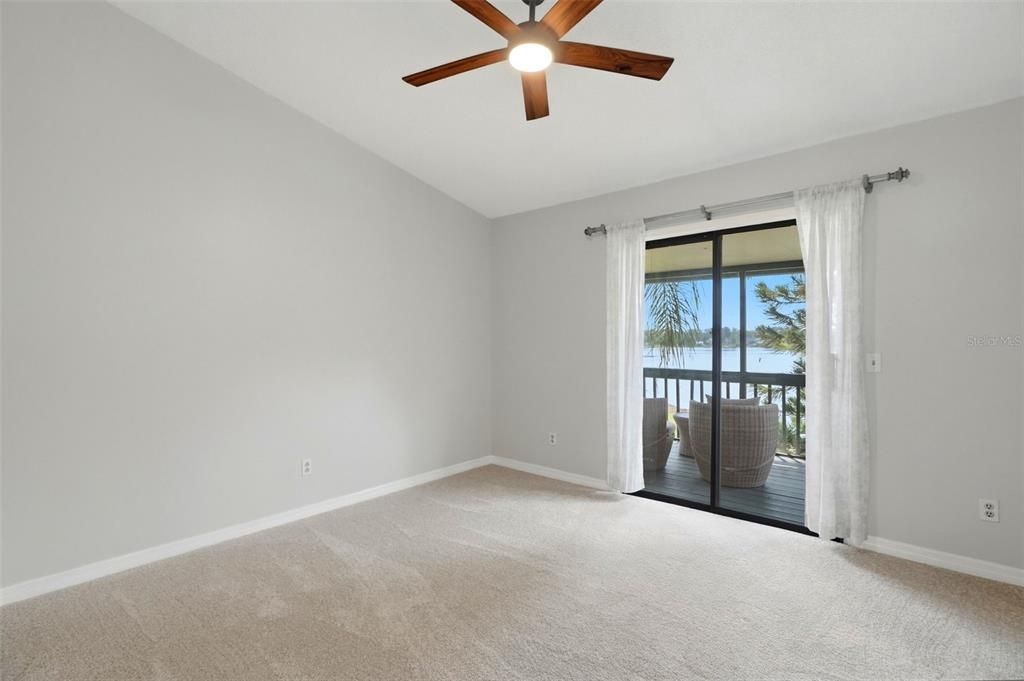 For Sale: $255,000 (2 beds, 2 baths, 1120 Square Feet)