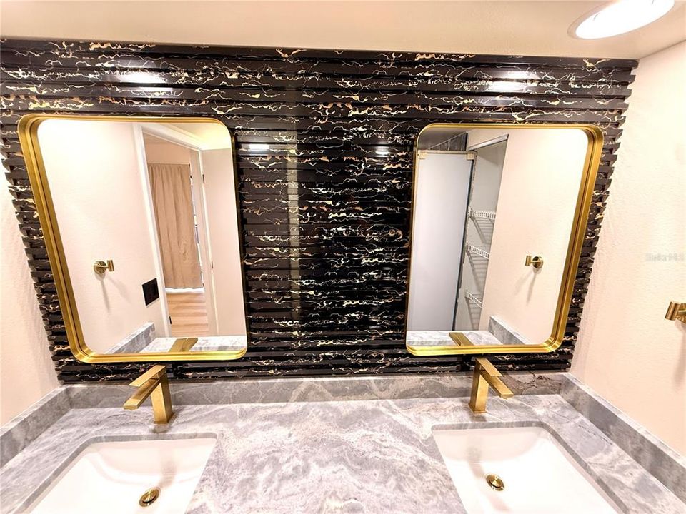 For Rent: $2,100 (2 beds, 2 baths, 1344 Square Feet)