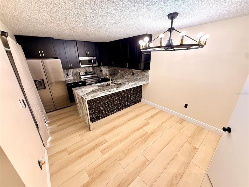 For Rent: $2,100 (2 beds, 2 baths, 1344 Square Feet)