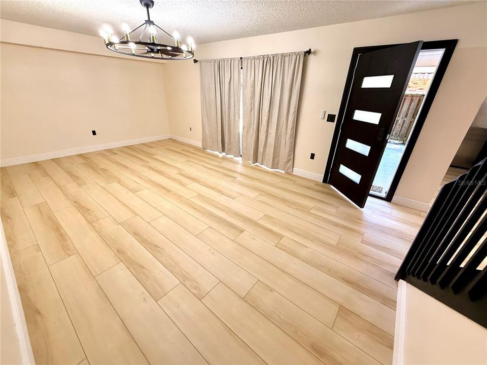 For Rent: $2,100 (2 beds, 2 baths, 1344 Square Feet)
