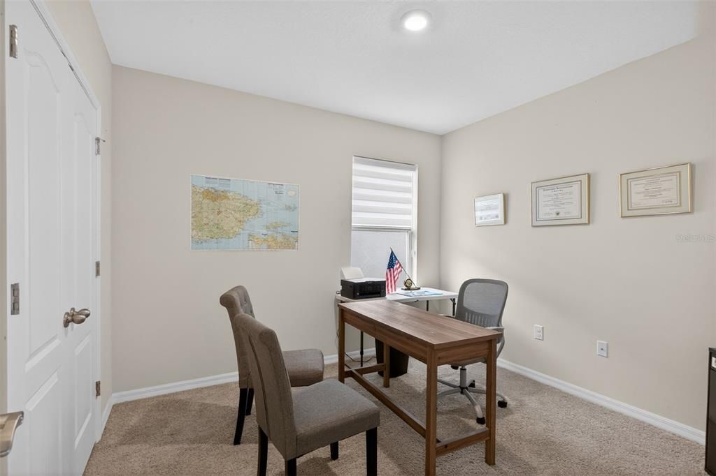 For Sale: $375,000 (3 beds, 2 baths, 1653 Square Feet)
