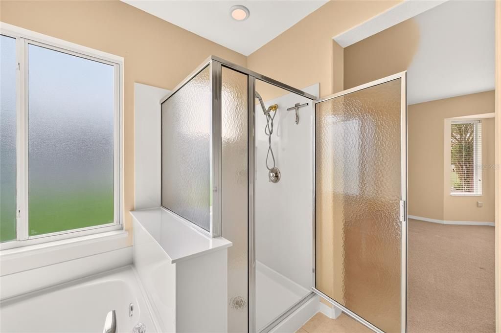 For Sale: $344,900 (2 beds, 2 baths, 2016 Square Feet)