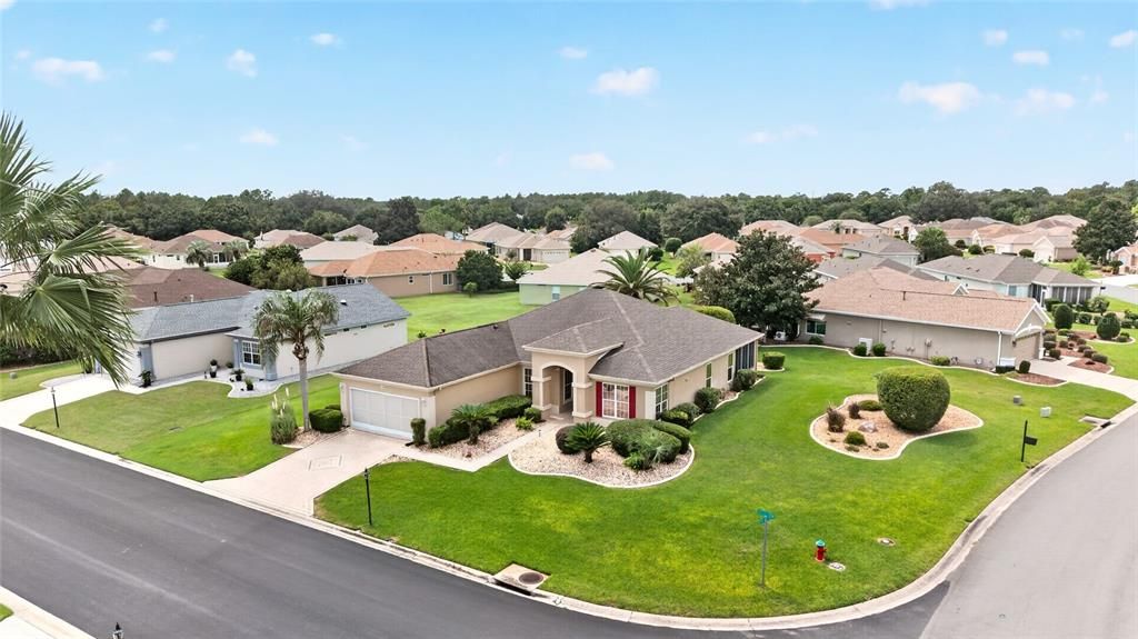 For Sale: $344,900 (2 beds, 2 baths, 2016 Square Feet)