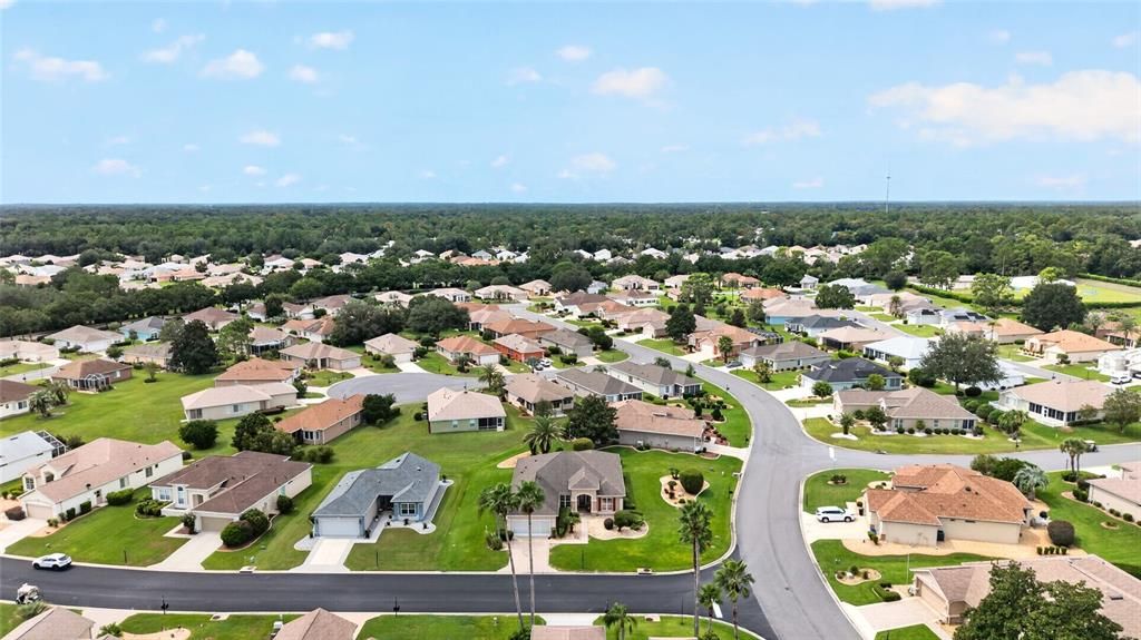 For Sale: $344,900 (2 beds, 2 baths, 2016 Square Feet)