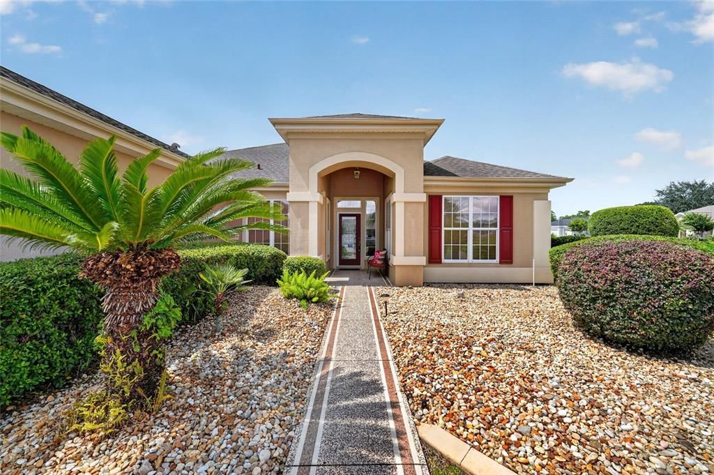 For Sale: $344,900 (2 beds, 2 baths, 2016 Square Feet)
