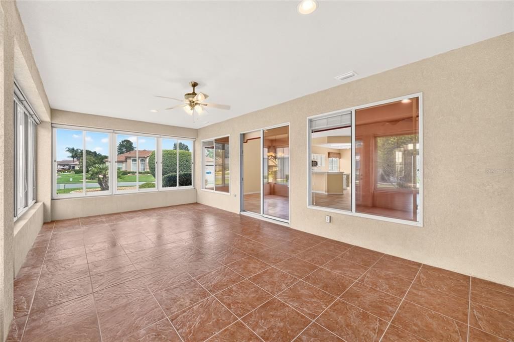 For Sale: $344,900 (2 beds, 2 baths, 2016 Square Feet)