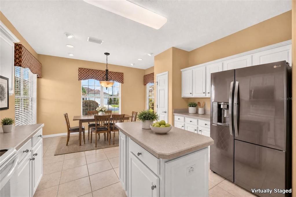 For Sale: $344,900 (2 beds, 2 baths, 2016 Square Feet)