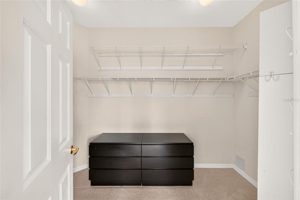 For Sale: $344,900 (2 beds, 2 baths, 2016 Square Feet)
