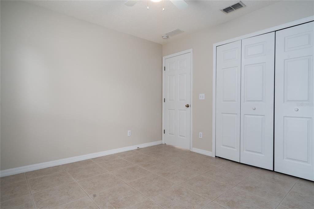 For Rent: $2,000 (3 beds, 2 baths, 1474 Square Feet)