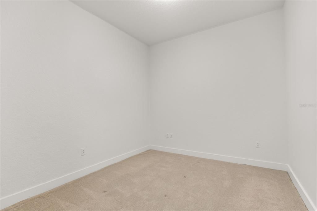 For Sale: $439,000 (2 beds, 2 baths, 1140 Square Feet)