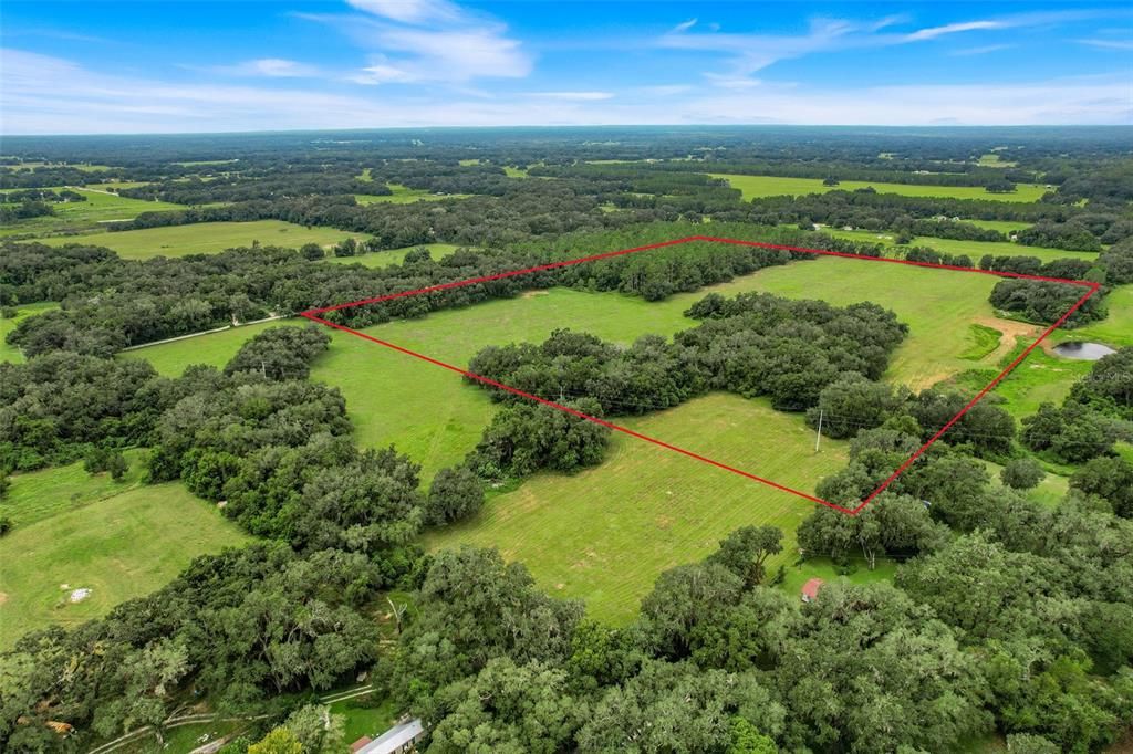 待售: $1,435,500 (47.85 acres)