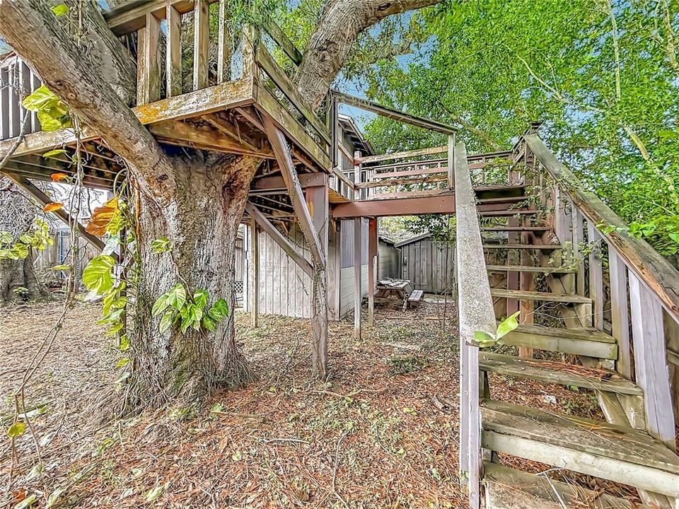 For Sale: $199,900 (1 beds, 1 baths, 500 Square Feet)