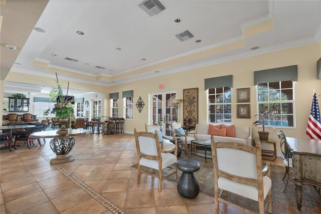 En Venta: $699,900 (2 camas, 2 baños, 1706 Pies cuadrados)