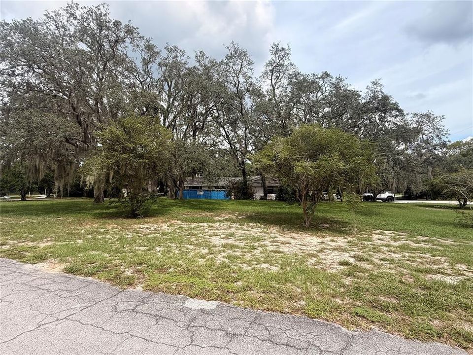 For Sale: $375,000 (5 beds, 3 baths, 2640 Square Feet)