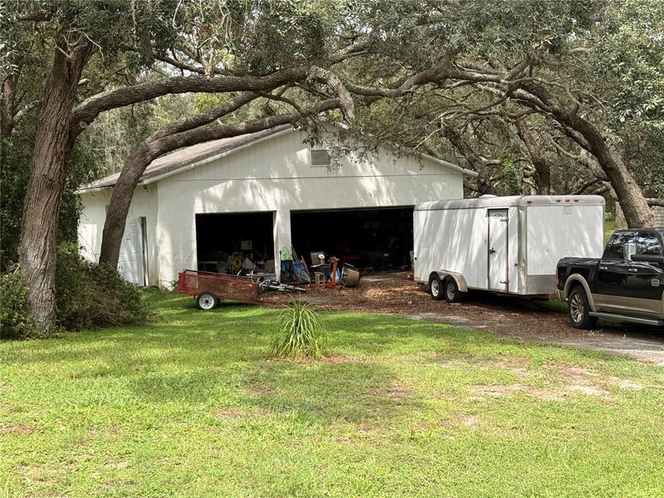 For Sale: $375,000 (5 beds, 3 baths, 2640 Square Feet)