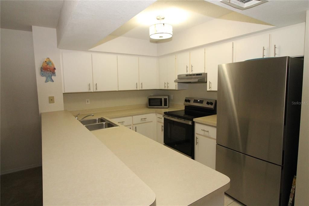 En Venta: $179,900 (2 camas, 2 baños, 1165 Pies cuadrados)