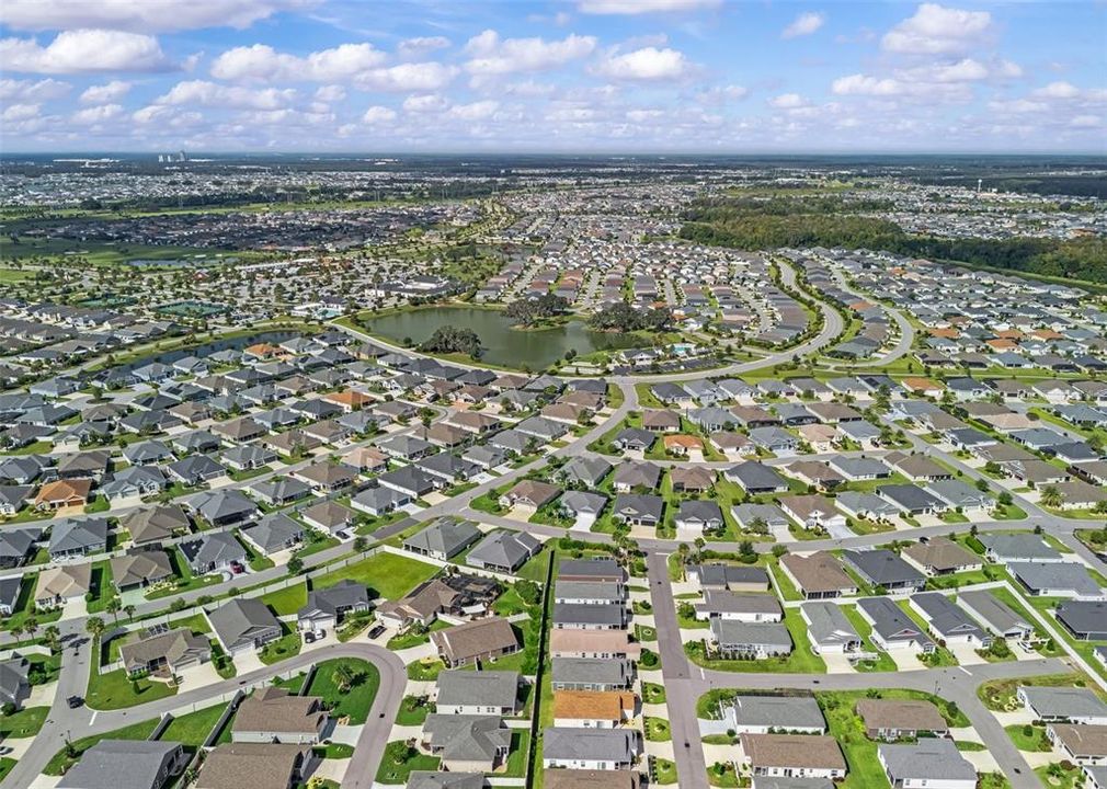 На продажу: $345,000 (2 спален, 2 ванн, 1266 Квадратных фут)