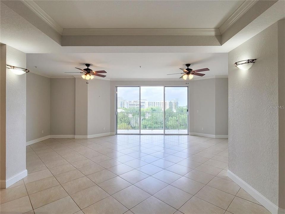 For Sale: $725,000 (2 beds, 2 baths, 1645 Square Feet)