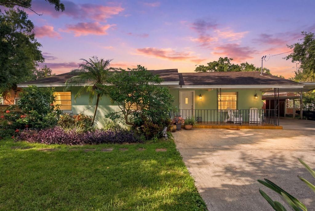 For Sale: $639,000 (4 beds, 4 baths, 2806 Square Feet)
