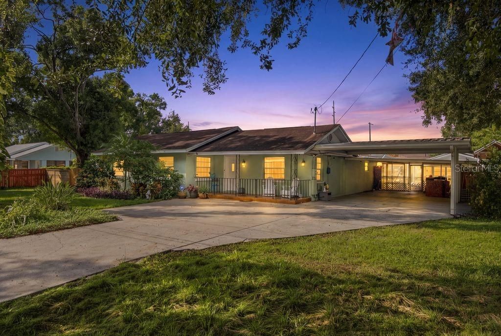 For Sale: $639,000 (4 beds, 4 baths, 2806 Square Feet)