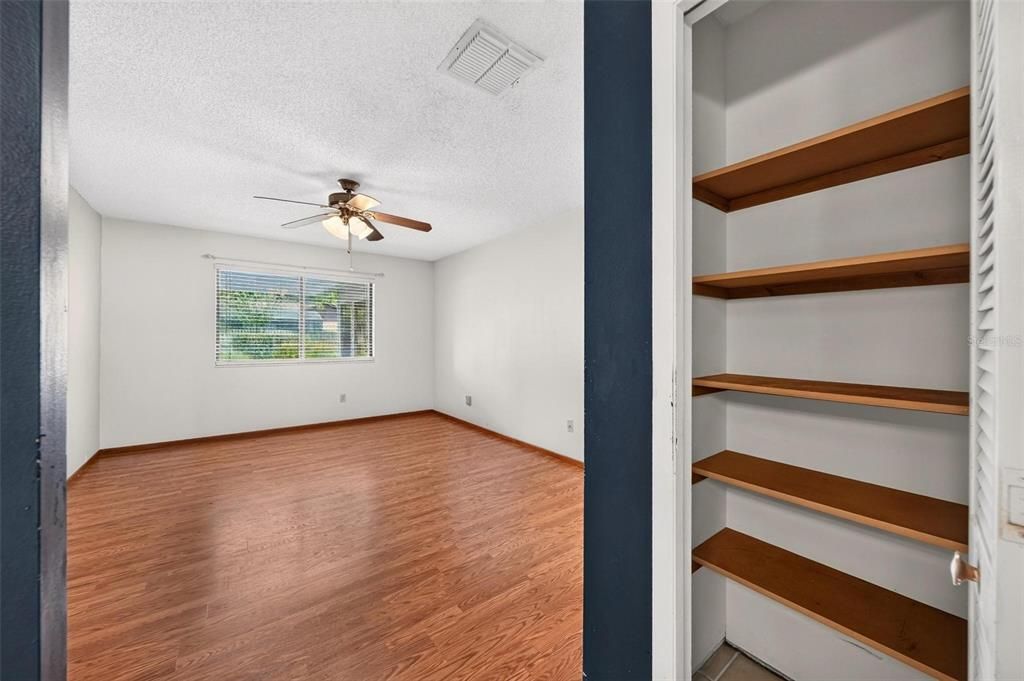 For Sale: $395,000 (3 beds, 2 baths, 1606 Square Feet)