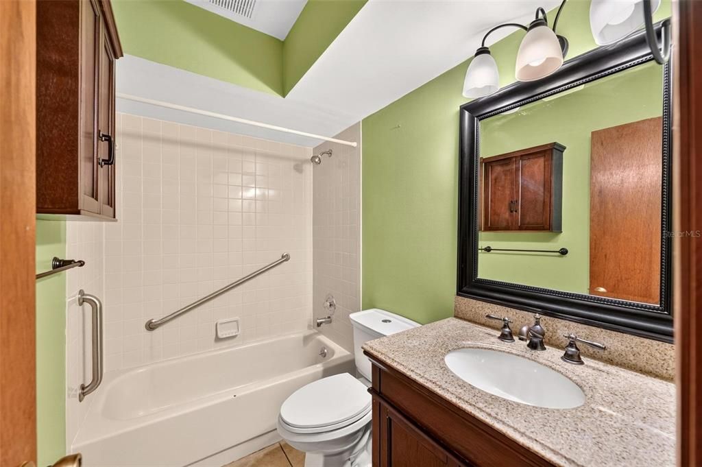 For Sale: $395,000 (3 beds, 2 baths, 1606 Square Feet)