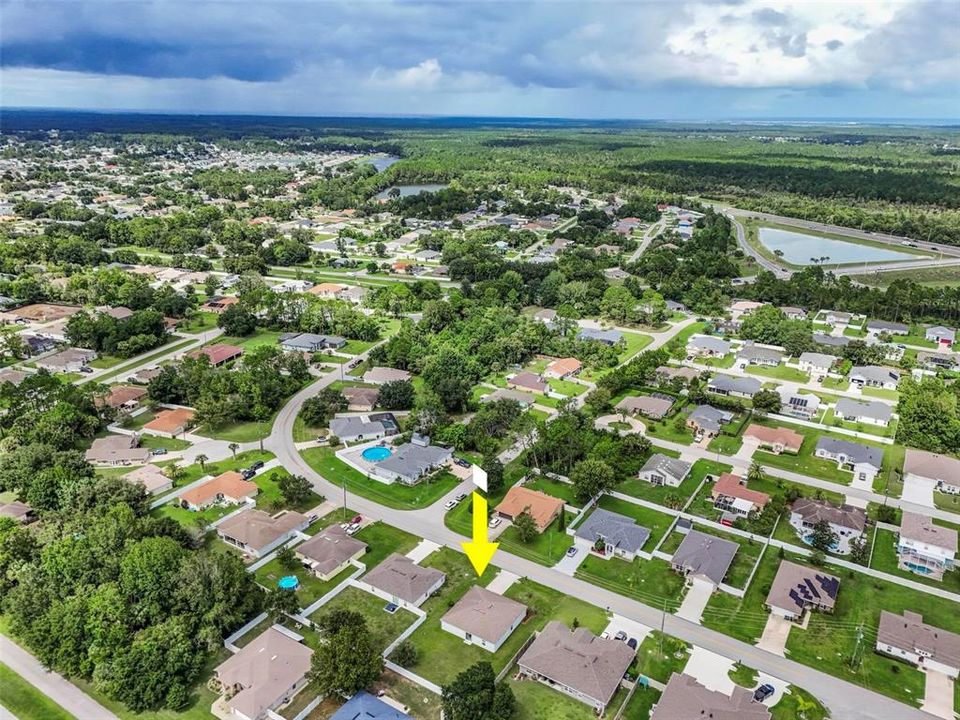 На продажу: $299,900 (4 спален, 2 ванн, 1806 Квадратных фут)