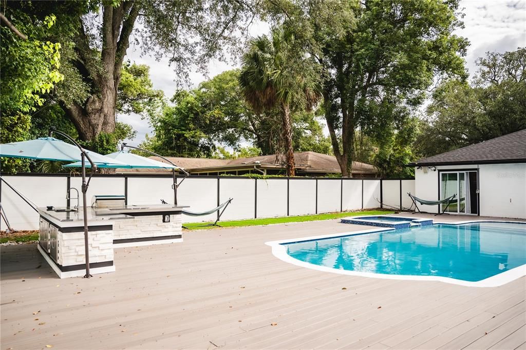 En Venta: $769,900 (3 camas, 3 baños, 2145 Pies cuadrados)